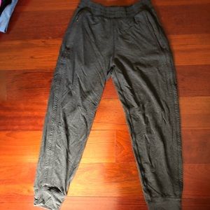 Lululemon joggers